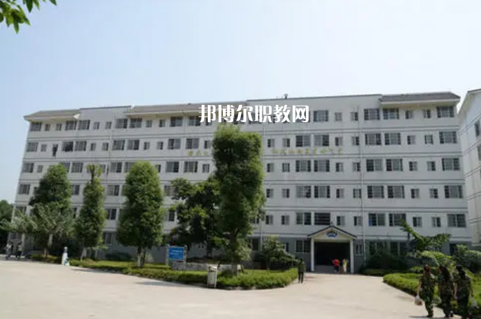 樂山旅游學校2022年報名條件、招生要求、招生對象