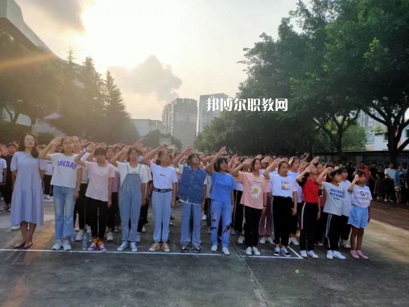 四川內(nèi)江第二職業(yè)中學(xué)2022年報(bào)名條件、招生要求、招生對(duì)象