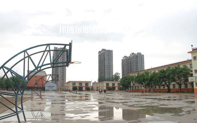 華北工業(yè)學(xué)校2022年報(bào)名條件、招生要求、招生對(duì)象