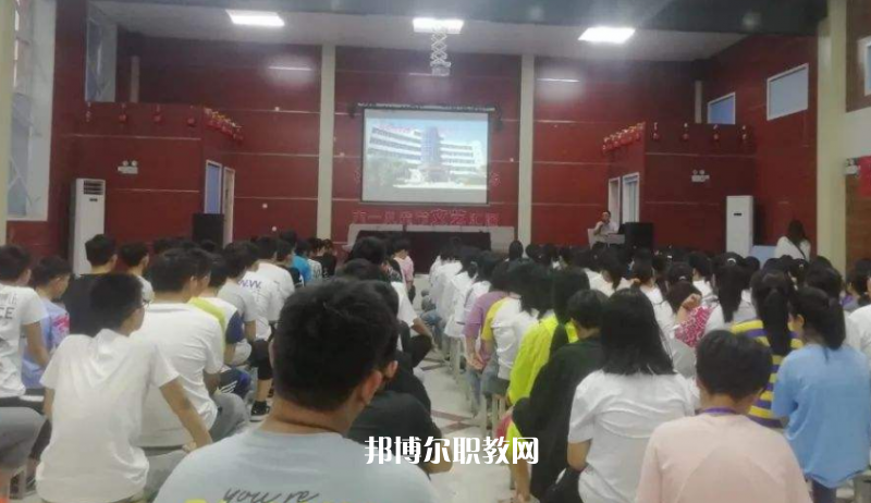 博野縣職業(yè)技術(shù)教育中心2022年報名條件、招生要求、招生對象