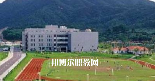 滎經(jīng)縣職業(yè)高級(jí)中學(xué)2022年報(bào)名條件、招生要求、招生對(duì)象