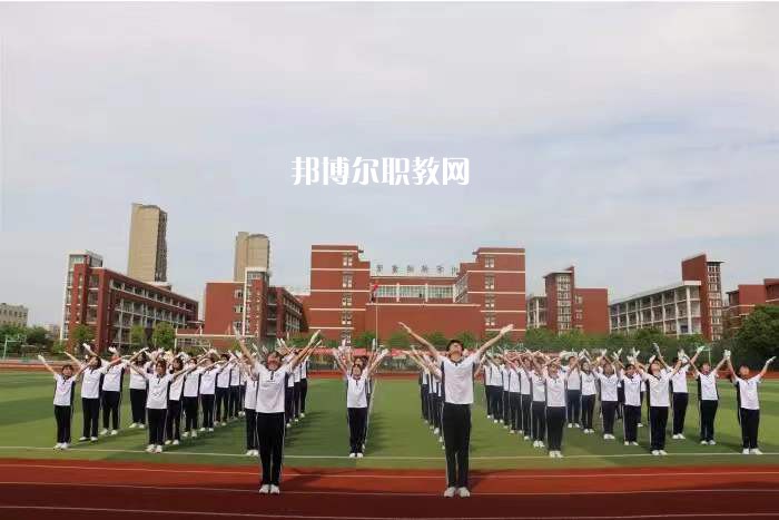 滁州市旅游商貿(mào)學(xué)校2022年報名條件、招生要求、招生對象