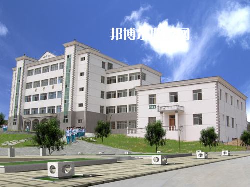 嵩明縣職業(yè)高級中學(xué)2022年報名條件、招生要求、招生對象
