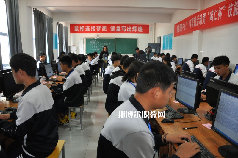 魏縣綜合職業(yè)技術(shù)教育中心2022年報(bào)名條件、招生要求、招生對(duì)象