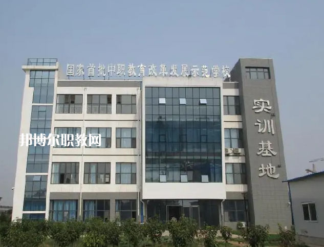 邢臺現(xiàn)代職業(yè)學(xué)校2022年報名條件、招生要求、招生對象