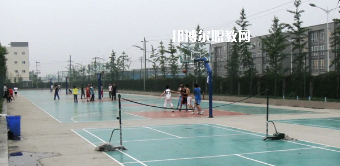 曲靖麒麟職業(yè)技術(shù)學(xué)校2022年學(xué)費、收費多少