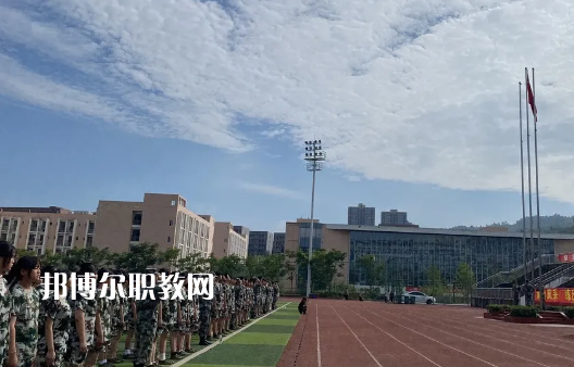 曲靖麒麟職業(yè)技術(shù)學(xué)校2022年報(bào)名條件、招生要求、招生對象