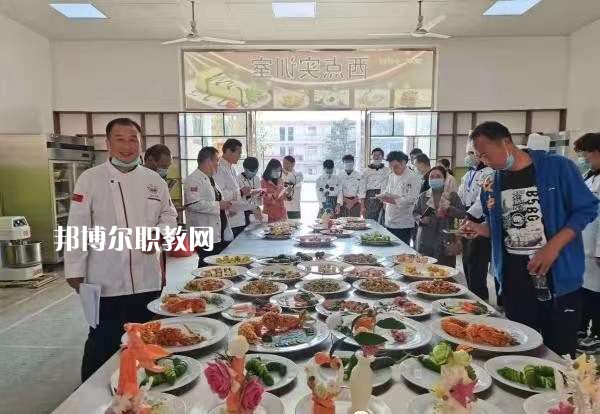 淮北市烈山區(qū)中等專業(yè)學校2022年報名條件、招生要求、招生對象
