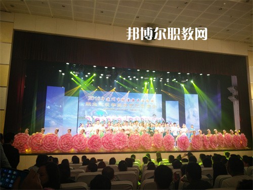 達(dá)州華西職業(yè)技術(shù)學(xué)校2022年報名條件、招生要求、招生對象