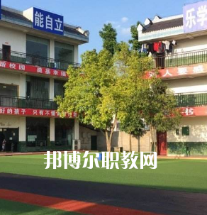 廣安康泉文化武術(shù)學(xué)校2022年報(bào)名條件、招生要求、招生對象