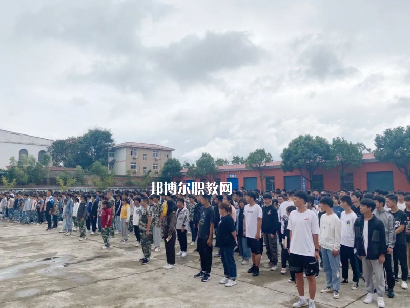 銅陵智通職業(yè)技術(shù)學(xué)校2022年報(bào)名條件、招生要求、招生對(duì)象