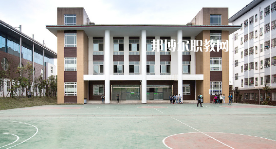四川屏山職業(yè)技術(shù)學(xué)校2022年報(bào)名條件、招生要求、招生對(duì)象