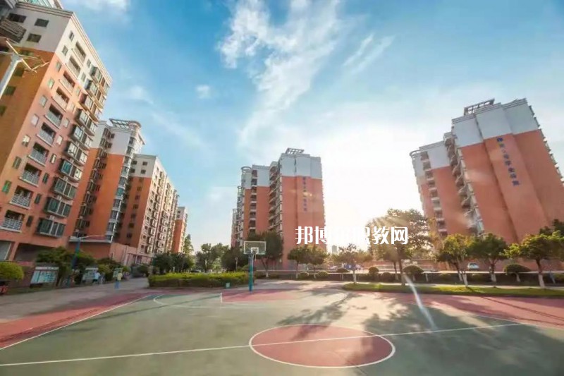 東莞南博職業(yè)技術(shù)學(xué)校2022年學(xué)費(fèi)、收費(fèi)多少