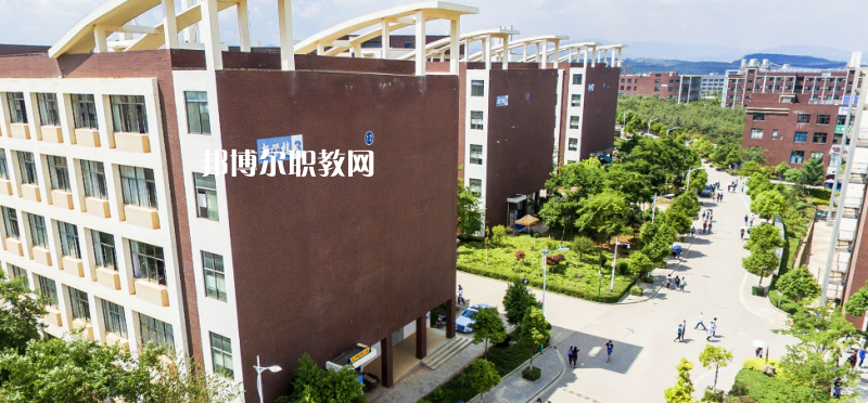 云南工藝美術(shù)學(xué)校2022年報(bào)名條件、招生要求、招生對(duì)象