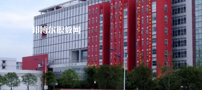 四川音樂學(xué)院附屬中等藝術(shù)學(xué)校怎么樣、好不好