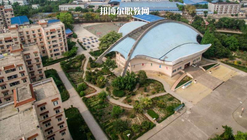 成都中醫(yī)藥大學(xué)附院針灸學(xué)校龍泉校區(qū)2022年學(xué)費(fèi)、收費(fèi)多少