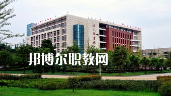 西南醫(yī)科大學護理學院附屬衛(wèi)生學校2022年報名條件、招生要求、招生對象