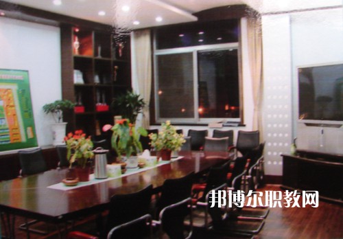 揚(yáng)州文化藝術(shù)學(xué)校2022年報(bào)名條件、招生要求、招生對象