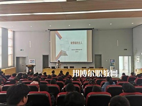 江蘇如皋第一中等專業(yè)學校2022年報名條件、招生要求、招生對象