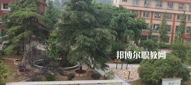 樂山商務技工學校怎么樣、好不好