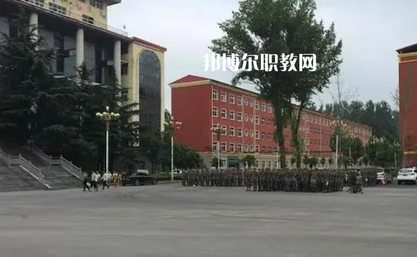 河南工業(yè)和信息化高級技工學(xué)校2022年報名條件、招生要求、招生對象