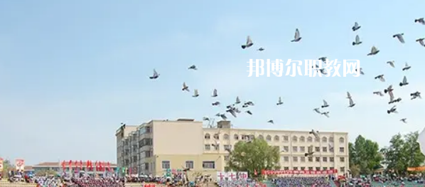 黑龍江省鶴崗衛(wèi)生學(xué)校2022年報(bào)名條件、招生要求、招生對(duì)象