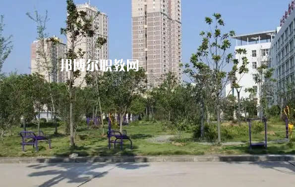 安陸中等職業(yè)技術(shù)學(xué)校2022年報名條件、招生要求、招生對象
