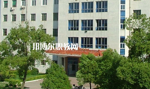 武漢黃陂職業(yè)技術(shù)學(xué)校2022年報名條件、招生要求、招生對象