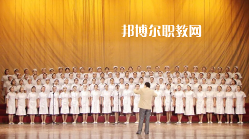 新疆石河子衛(wèi)生學(xué)校2022年報(bào)名條件、招生要求、招生對(duì)象