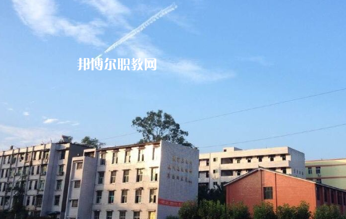 宜賓敘州區(qū)柳嘉職業(yè)技術(shù)學(xué)校2022年怎么樣、好不好