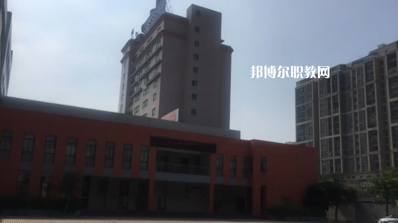清遠市英德華粵藝術學校2022年怎么樣、好不好
