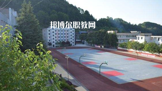 平昌縣西興職業(yè)中學(xué)2022年怎么樣、好不好