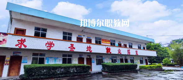 玉林電子工業(yè)學(xué)校2022年報(bào)名條件、招生要求、招生對(duì)象