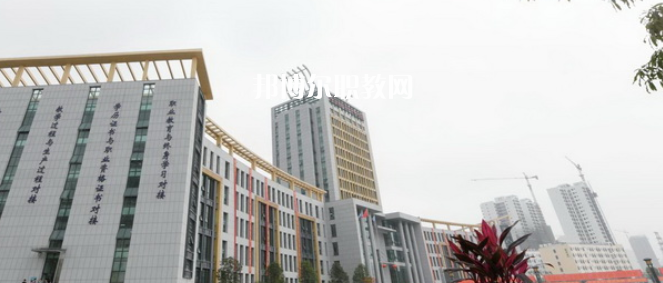 河池職業(yè)教育中心學(xué)校2022年怎么樣、好不好