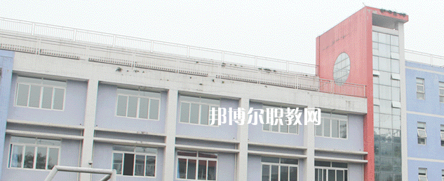 重慶機電工程高級技工學(xué)校2023年報名條件、招生要求、招生對象