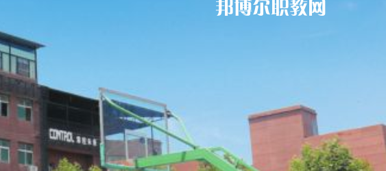 西安商貿(mào)科技技術(shù)學(xué)校2023年學(xué)費、收費多少