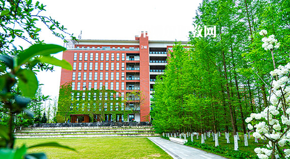 2023重慶望江技工學(xué)校多少錢(學(xué)費明細)