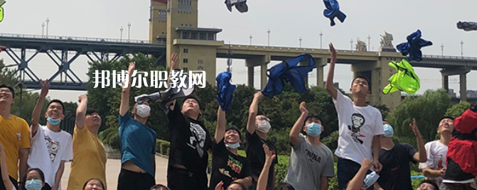 2023南京市公用事業(yè)技工學(xué)校招生計(jì)劃 招生人數(shù)是多少(附要求、條件、對(duì)象)