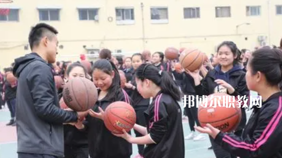 西安市明珠職業(yè)學(xué)校地址在哪里，哪個地區(qū)，哪個城市?