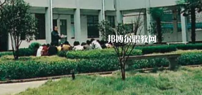 2023懷化民辦中專(zhuān)學(xué)校最新排名前三名單