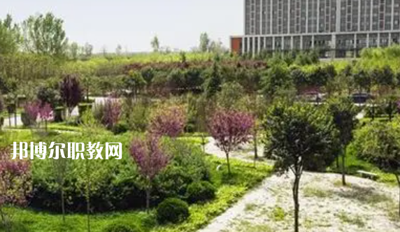 陜西省高新技術學校地址，乘車路線