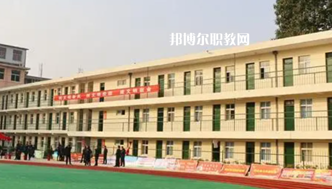 陜西省商貿(mào)技工學(xué)校地址，乘車路線