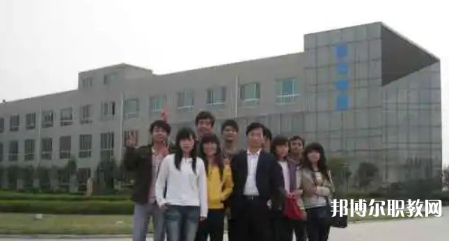 陜西省高教系統(tǒng)職業(yè)中等專業(yè)學(xué)校地址，乘車路線