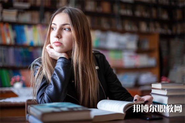 秦皇島現代經濟中等專業(yè)學校有哪些招生專業(yè)（2023年）