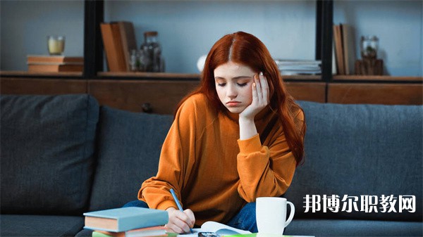 平頂山工業(yè)學(xué)校有哪些招生專(zhuān)業(yè)（2024年）