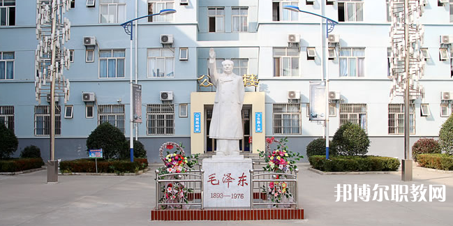 2023渭南市軌道交通運(yùn)輸高級(jí)技工學(xué)校招生計(jì)劃 招生人數(shù)是多少(附要求、條件、對(duì)象)
