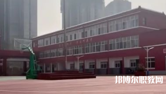 邢臺市瀚東職業(yè)技術中專學校地址，乘車路線