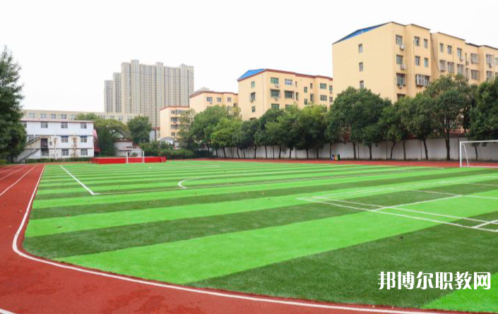 鄭州新華中等專(zhuān)業(yè)學(xué)校怎么樣、好不好
