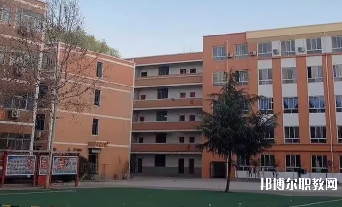 洛陽(yáng)市黃河科技中等專(zhuān)業(yè)學(xué)校怎么樣、好不好