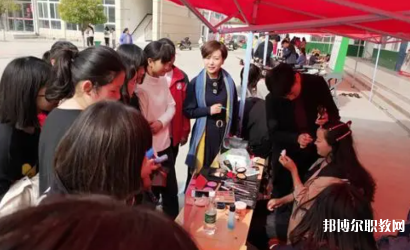 2023寧陵縣職業(yè)中等專業(yè)學(xué)校招生計(jì)劃 招生人數(shù)是多少(附要求、條件、對(duì)象)